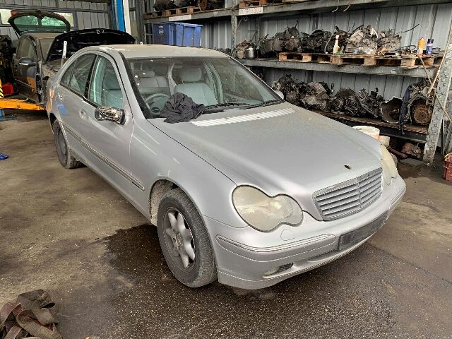 bontott MERCEDES-BENZ C-CLASS Bal első Gólyaláb (Lengécsillapító, Rugó)