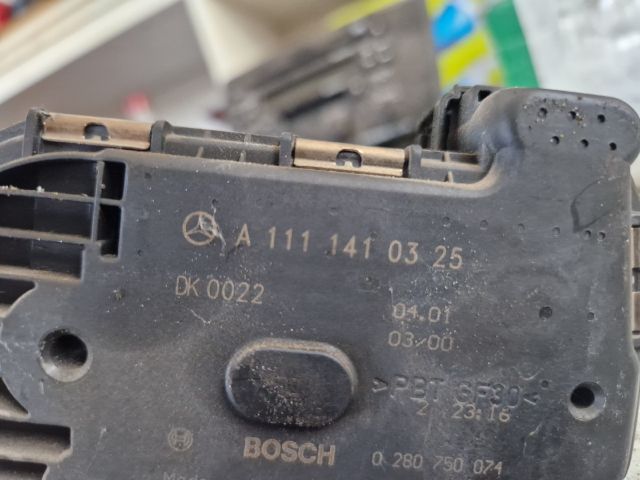 bontott MERCEDES-BENZ C-CLASS Fojtószelep (Elektromos)