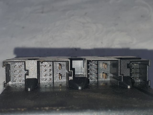 bontott MERCEDES-BENZ C-CLASS Gyújtáskapcsoló Házzal