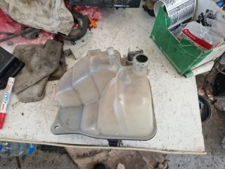 bontott MERCEDES-BENZ C-CLASS Kiegyenlítő Tartály