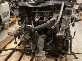 bontott MERCEDES-BENZ C-CLASS Motor (Fűzött blokk hengerfejjel)