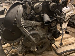 bontott MERCEDES-BENZ C-CLASS Motor (Fűzött blokk hengerfejjel)