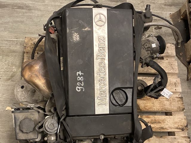 bontott MERCEDES-BENZ C-CLASS Motor (Fűzött blokk hengerfejjel)