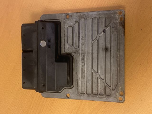 bontott MERCEDES-BENZ C-CLASS Motorvezérlő