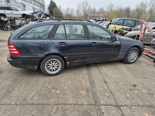 bontott MERCEDES-BENZ C-CLASS Önindító