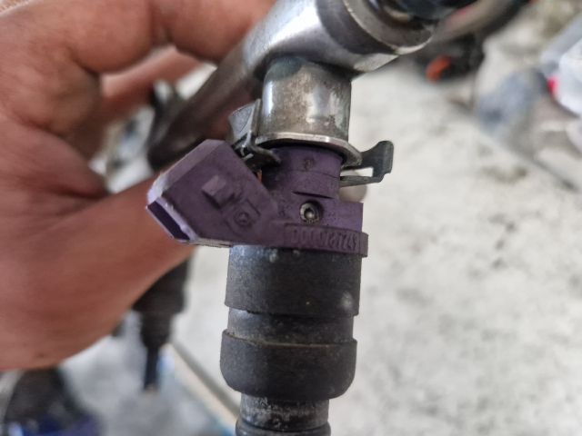 bontott MERCEDES-BENZ C-CLASS Porlasztó Sor / Híd