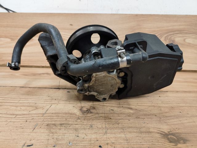 bontott MERCEDES-BENZ C-CLASS Kormányszervó Motor (Hidraulikus)