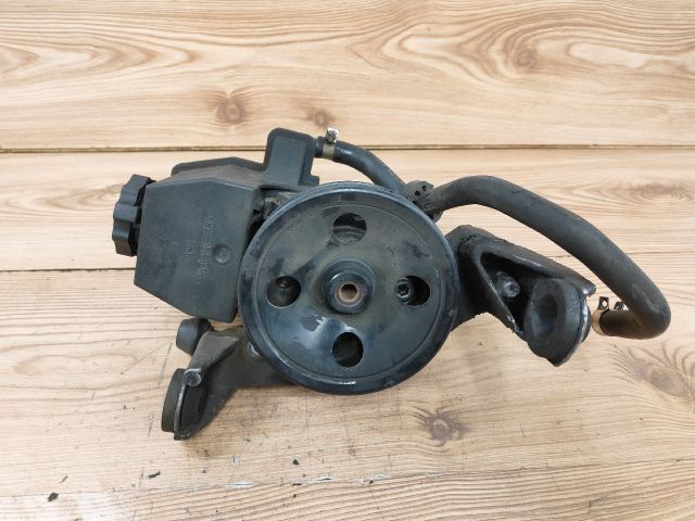 bontott MERCEDES-BENZ C-CLASS Kormányszervó Motor (Hidraulikus)