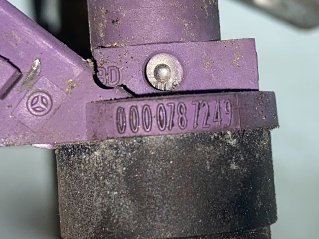 bontott MERCEDES-BENZ C-CLASS Porlasztó Sor / Híd