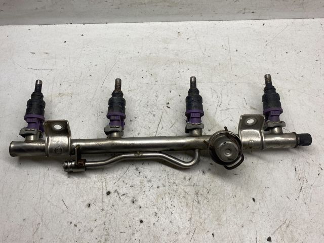 bontott MERCEDES-BENZ C-CLASS Porlasztó Sor / Híd