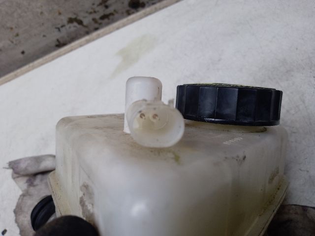 bontott MERCEDES-BENZ C-CLASS Főfékhenger