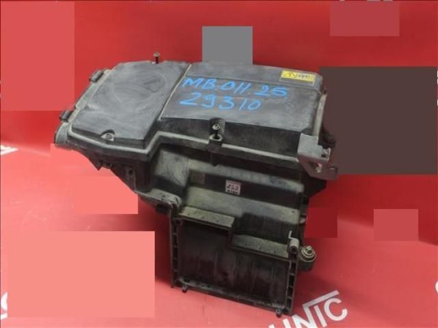 bontott MERCEDES-BENZ C-CLASS Légszűrő Ház