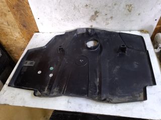 bontott MERCEDES-BENZ C-CLASS Felső Motorburkolat