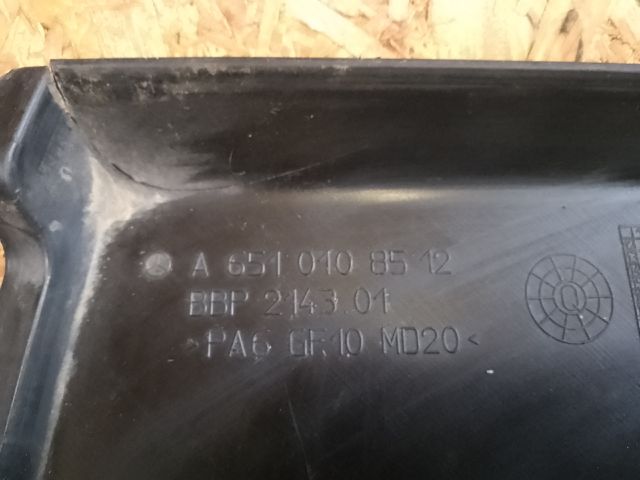 bontott MERCEDES-BENZ C-CLASS Felső Motorburkolat