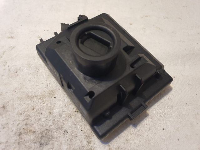 bontott MERCEDES-BENZ C-CLASS Gyújtáskapcsoló Házzal