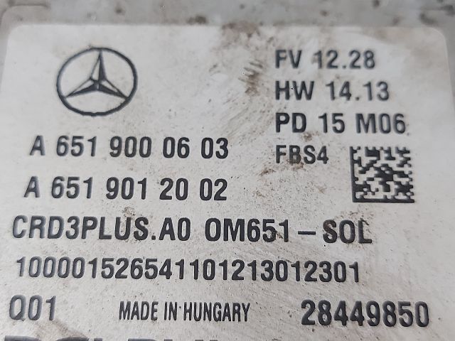 bontott MERCEDES-BENZ C-CLASS Motorvezérlő