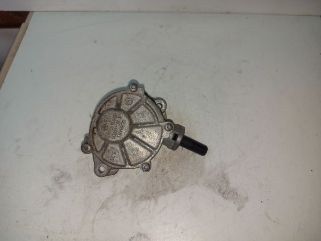 bontott MERCEDES-BENZ C-CLASS Vákumpumpa