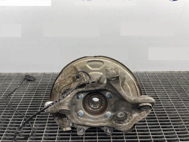 bontott MERCEDES-BENZ C-CLASS Bal hátsó Csonkállvány