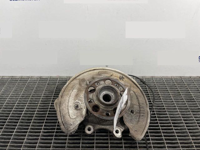 bontott MERCEDES-BENZ C-CLASS Bal hátsó Csonkállvány