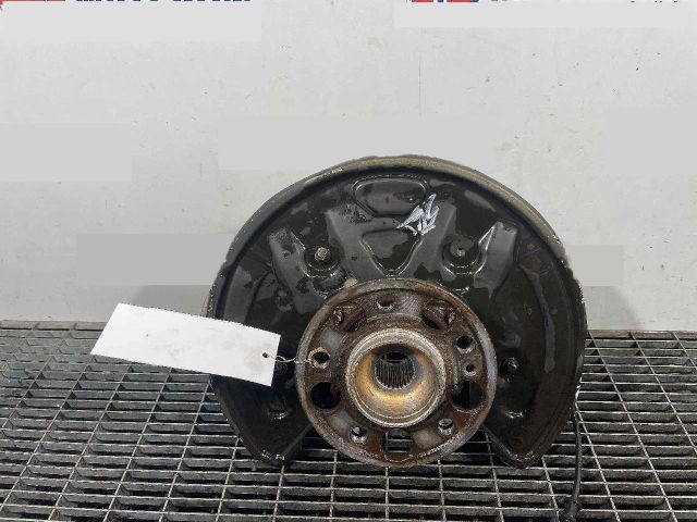 bontott MERCEDES-BENZ C-CLASS Bal hátsó Csonkállvány