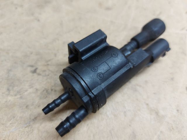 bontott MERCEDES-BENZ C-CLASS EGR / AGR Vákum Szelep