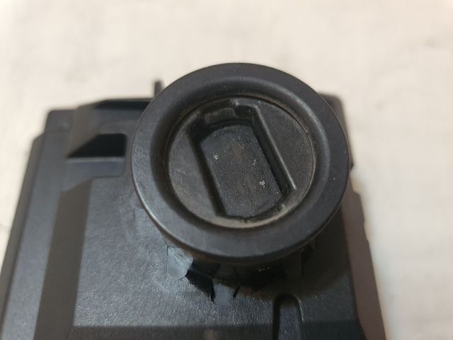 bontott MERCEDES-BENZ C-CLASS Gyújtáskapcsoló