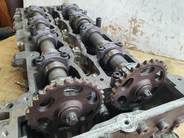 bontott MERCEDES-BENZ C-CLASS Hengerfej