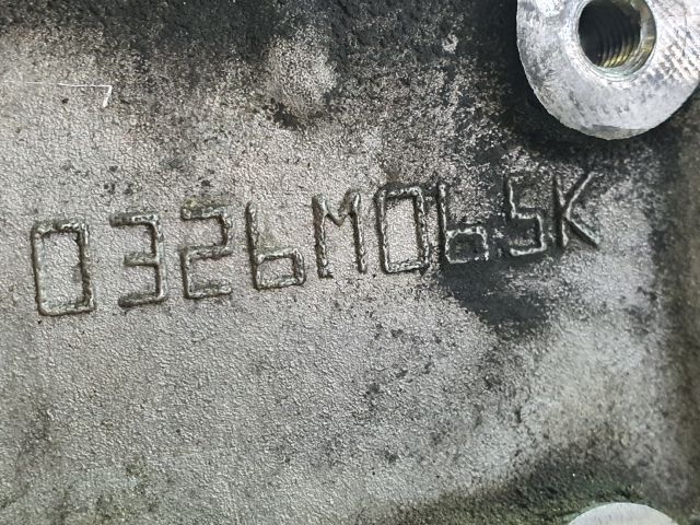 bontott MERCEDES-BENZ C-CLASS Hengerfej