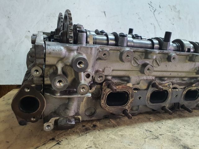 bontott MERCEDES-BENZ C-CLASS Hengerfej