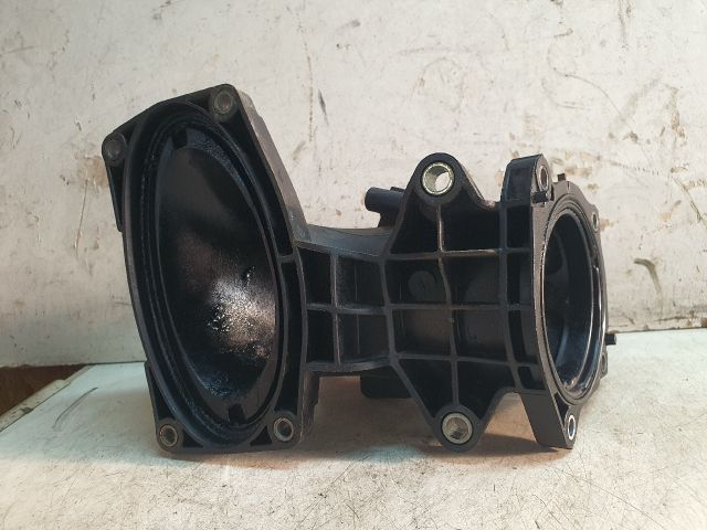 bontott MERCEDES-BENZ C-CLASS Légbeömlő Cső