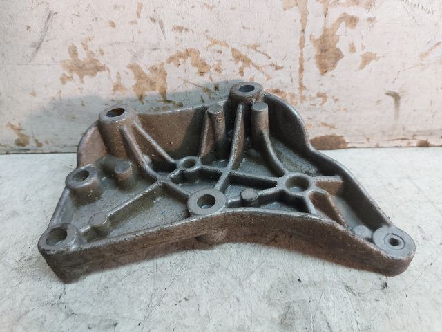 bontott MERCEDES-BENZ C-CLASS Motor Tartó Bak (Fém)