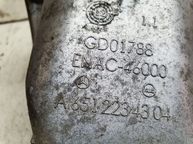 bontott MERCEDES-BENZ C-CLASS Motor Tartó Bak Jobb