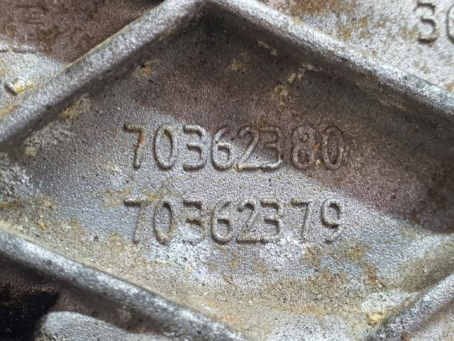 bontott MERCEDES-BENZ C-CLASS Olajhűtő