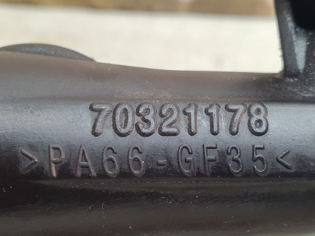 bontott MERCEDES-BENZ C-CLASS Olajszűrő Ház