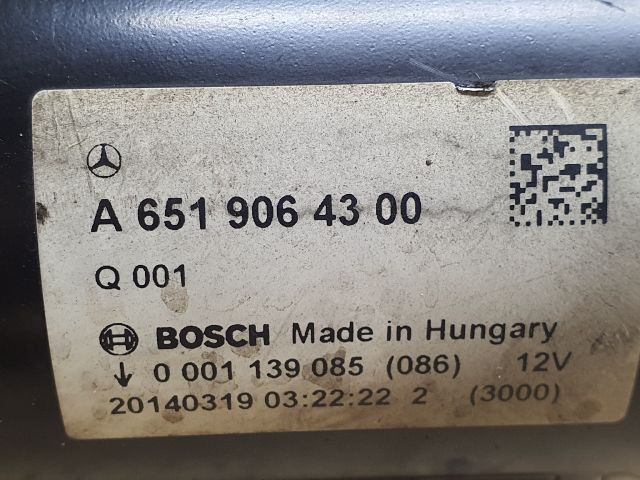 bontott MERCEDES-BENZ C-CLASS Önindító