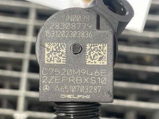 bontott MERCEDES-BENZ C-CLASS Porlasztó (1 db)