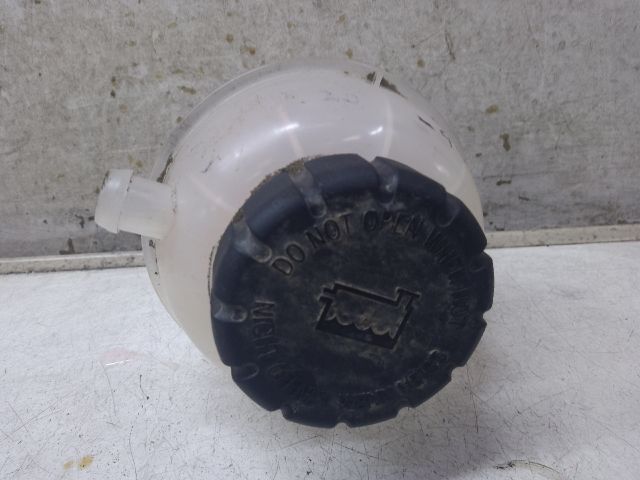 bontott MERCEDES-BENZ C-CLASS Kiegyenlítő Tartály