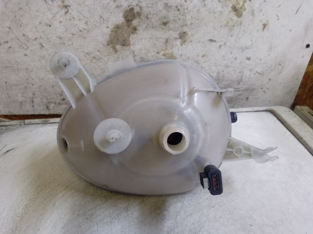 bontott MERCEDES-BENZ C-CLASS Kiegyenlítő Tartály