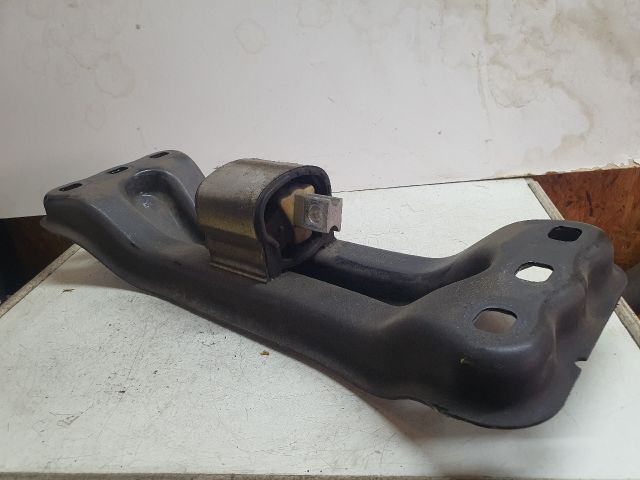 bontott MERCEDES-BENZ C-CLASS Motor Tartó Bak (Fém)