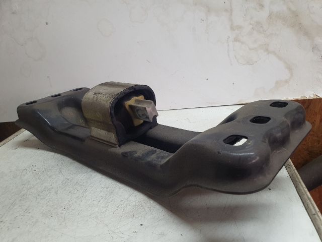 bontott MERCEDES-BENZ C-CLASS Motor Tartó Bak (Fém)