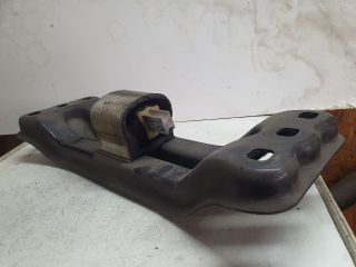 bontott MERCEDES-BENZ C-CLASS Motor Tartó Bak (Fém)