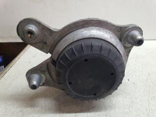 bontott MERCEDES-BENZ C-CLASS Motor Tartó Bak (Fém)