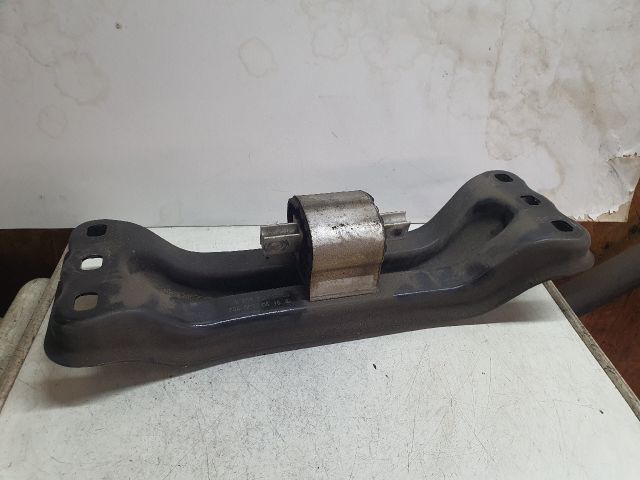 bontott MERCEDES-BENZ C-CLASS Motor Tartó Bak (Fém)