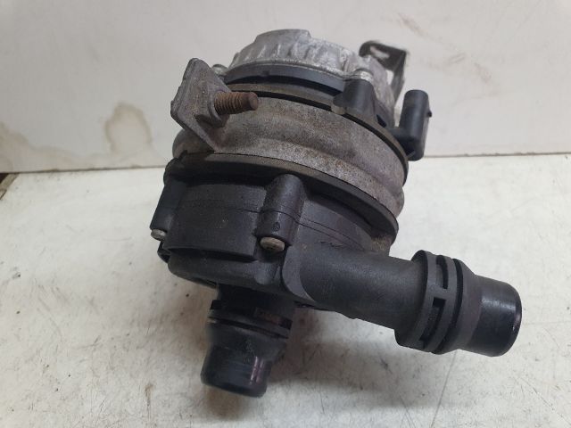 bontott MERCEDES-BENZ C-CLASS Vízpumpa