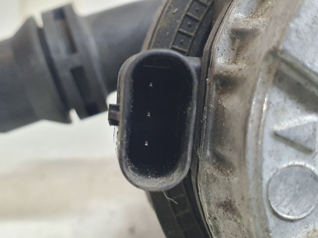 bontott MERCEDES-BENZ C-CLASS Vízpumpa