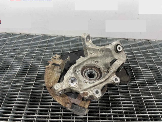 bontott MERCEDES-BENZ C-CLASS Bal hátsó Csonkállvány