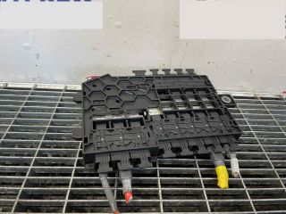 bontott MERCEDES-BENZ C-CLASS Biztosítéktábla Motortér