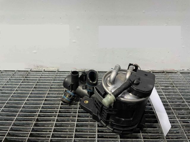 bontott MERCEDES-BENZ C-CLASS Gázolajszűrő Ház