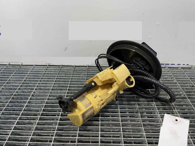 bontott MERCEDES-BENZ C-CLASS Üzemanyag Szivattyú