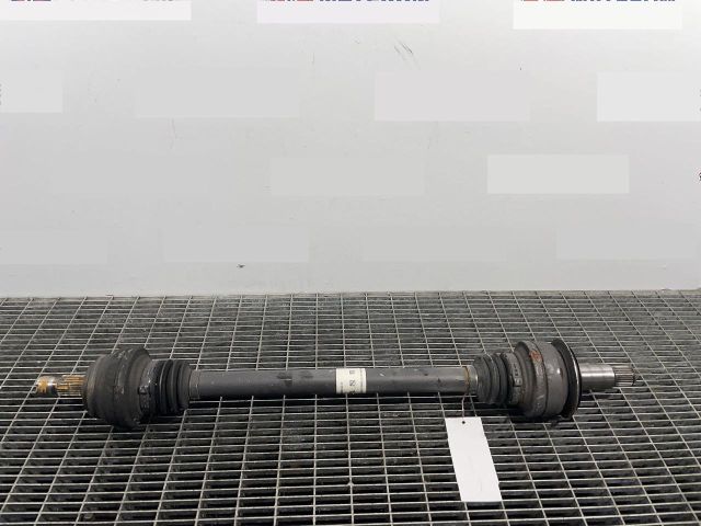 bontott MERCEDES-BENZ C-CLASS Bal hátsó Féltengely